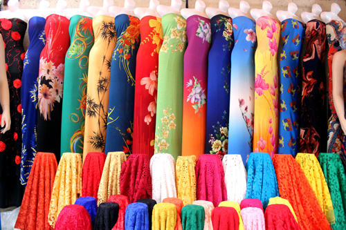 Những loại vải áo dài phổ biến